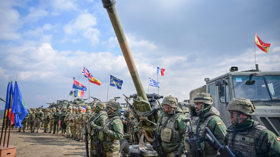 Ψυχρός πόλεμος - Η Ρωσία θα απαντήσει στα σχέδια στρατιωτικοποίησης της Ευρώπης