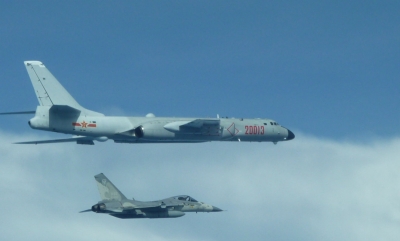 Eπικίνδυνη κλιμάκωση: Κοινή 13ωρη εναέρια περιπολία Ρωσίας - Κίνας με πυρηνικά βομβαρδιστικά πάνω από την Ιαπωνία