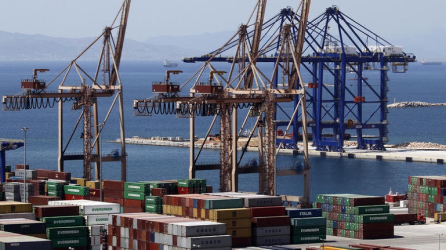 ΟΛΠ: Δεξαμενισμός του πρώτου πλοίου στη νέα πλωτή δεξαμενή