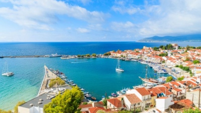 Άδειες για επενδύσεις σε ξενοδοχεία σε Καλαμπάκα και Σάμο