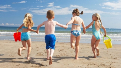 Συμβουλές για ασφαλείς καλοκαιρινές διακοπές με τα παιδιά