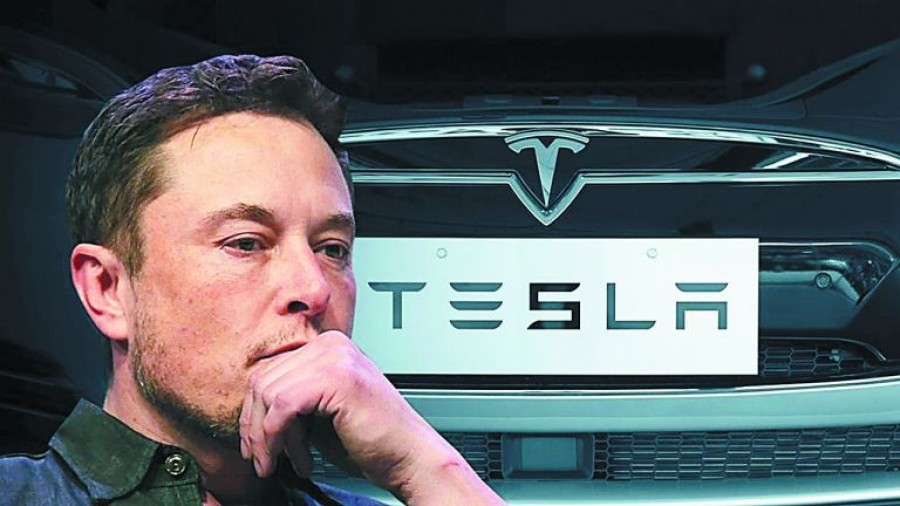 H Apple αρνήθηκε να εξαγοράσει την Tesla, υποστηρίζει ο Elon Musk