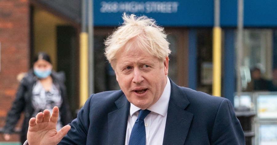 Johnson (Μ. Βρετανία): Εξετάζουμε μείωση του χρόνου καραντίνας σε 5 από 7 ημέρες
