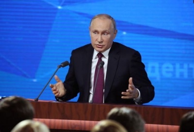Ο Putin αποκάλυψε ότι εμβολιάστηκε με το Sputnik V - Κατά του υποχρεωτικού εμβολιασμού