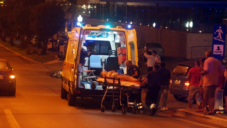 Ένας νεκρός, τρεις τραυματίες σε τροχαίο δυστύχημα στην παλαιά εθνική οδό Νέων Μουδανιών - Σωζόπολης