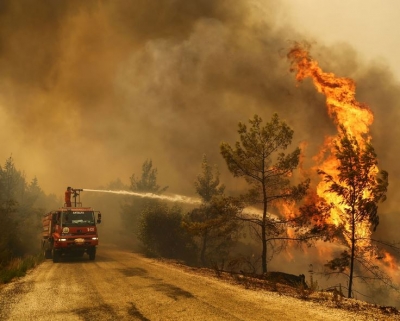 Τουρκία: Σκηνικό καταστροφής, στους 6 οι νεκροί από τις πυρκαγιές – Εκκενώθηκαν ξενοδοχεία