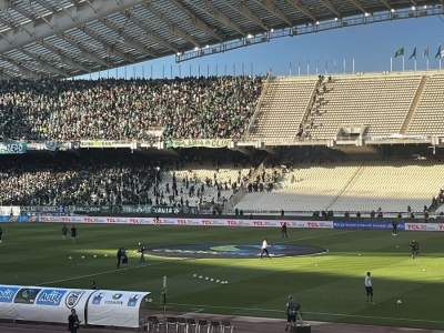 Συμπλοκές οπαδών με την αστυνομία στο ΟΑΚΑ!