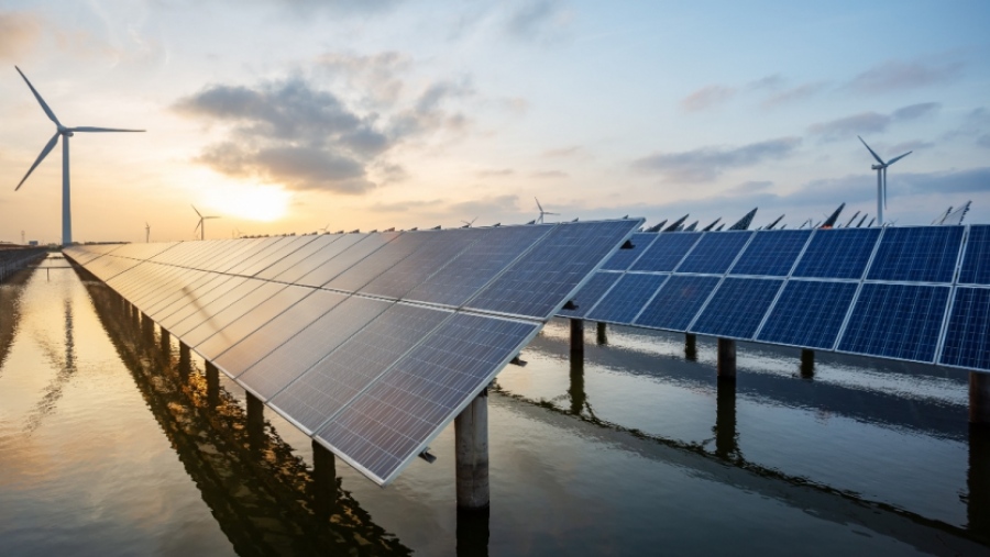 Επιταχύνονται οι διαδικασίες αδειοδότησης για τα έργα ΑΠΕ μεγάλης ισχύος- Στη Βουλή η ρύθμιση