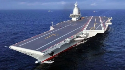 Ανατροπή στον Ειρηνικό - Το υπερσύγχρονο αεροπλανοφόρο Fujian εντάχθηκε στον κινέζικο στόλο