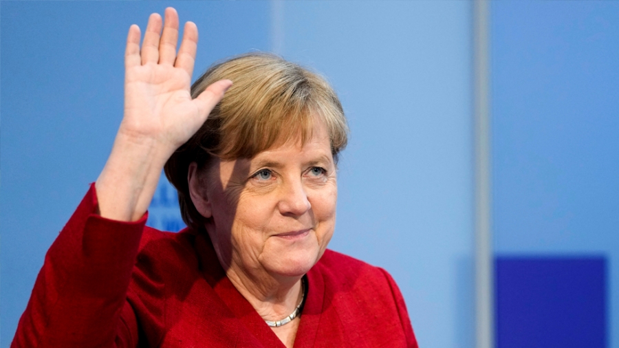 Γερμανία - Υπηρεσιακή καγκελάριος η Merkel από την Τρίτη (26/10) - Βροχή... προαγωγών στο Δημόσιο με αποδοχές 7.000 ευρώ