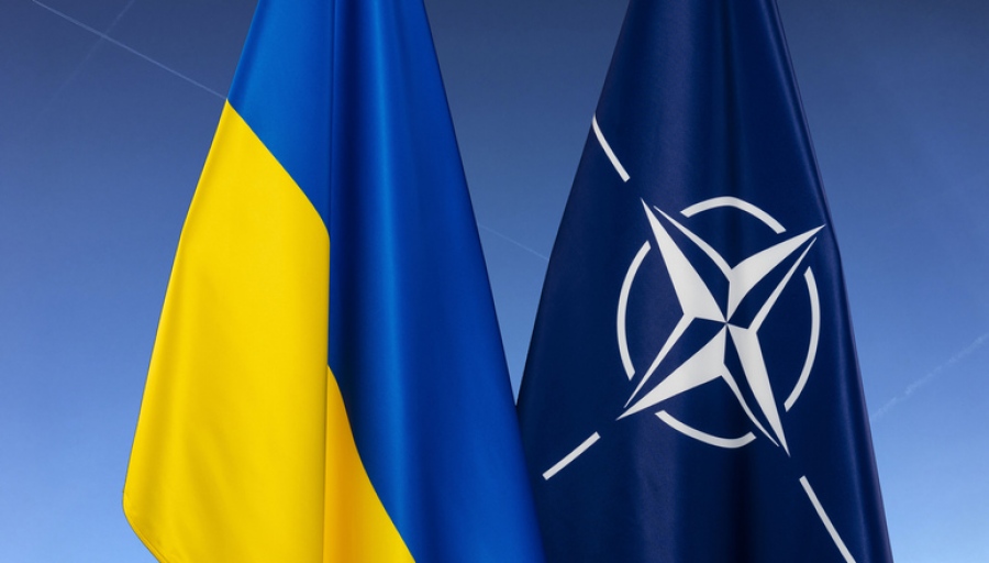 H Ουκρανία διχάζει το ΝΑΤΟ - Γερμανικό «όχι» για ένταξη πριν λήξει ο πόλεμος -  Οδικό χάρτη ένταξης ζητά η Γαλλία