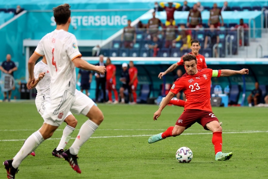 Ελβετία – Ισπανία 1-1: Ο Σακίρι ισορρόπησε τον αγώνα! (video)