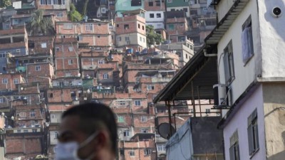 Η δύσκολη μάχη κατά του κορωνοϊού στις παραγκουπόλεις της Λατινικής Αμερικής