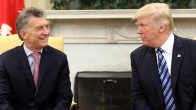 «Ισχυρή στήριξη» Trump στην παραπαίουσα οικονομικά Αργεντινή