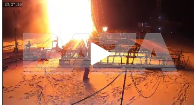 Η στιγμή της έκρηξης σε ρωσικό κοίτασμα πετρελαίου