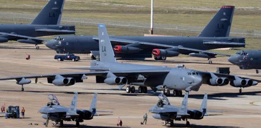 Πανικός στις ΗΠΑ – Σμήνη αγνώστων drones αναστατώνουν τη πυρηνική βάση Barksdale με τα στρατηγικά βομβαρδιστικά B - 52