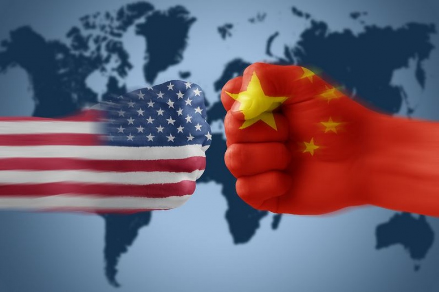 Στα 600 δισ. το κόστος του εμπορικού πολέμου ΗΠΑ – Κίνας για την παγκόσμια οικονομία έως το 2021