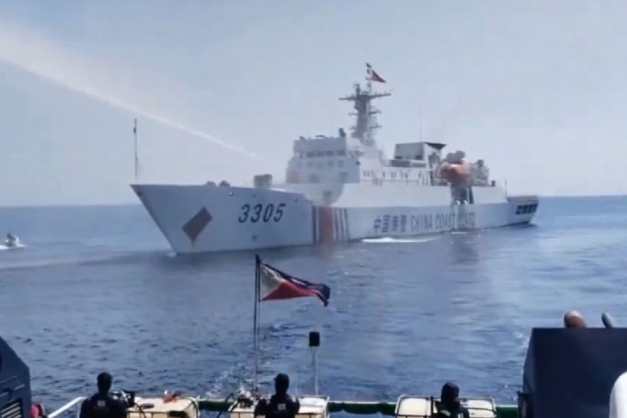 Συμπλοκή μεταξύ κινεζικών και φιλιππινέζικων πλοίων στη Θάλασσα της Νότιας Κίνας