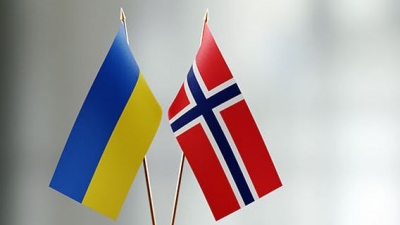 Times: Η Νορβηγία θα χορηγήσει δάνειο 100 δισ. ευρώ στην Ουκρανία μέσω του Ταμείου Norges Bank