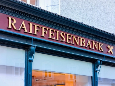 H Raiffeisen Bank στην Αυστρία δεσμεύει κεφάλαια για το ενδεχόμενο κλιμάκωσης της ουκρανικής κρίσης