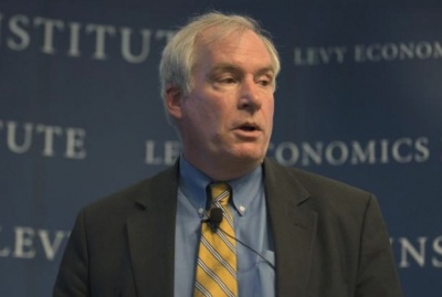 Rosengren (Fed): Η ισχυρή αμερικανική οικονομία δικαιολογεί την περαιτέρω σύσφιξη της νομισματικής πολιτικής