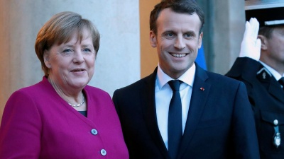 Κοινό «οδικό χάρτη» για τη μεταρρύθμιση της ευρωζώνης καταρτίζουν Merkel - Macron