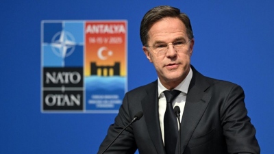 Βόμβα Rutte: «Απόλυτα φυσιολογικός ο διάλογος Ευρώπης και ΝΑΤΟ με τη Ρωσία» - «Στηρίζουμε της πρωτοβουλίες Macron»