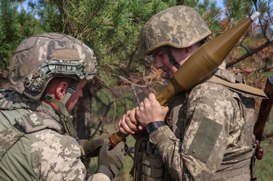 Ρωσία: Έχει ήδη ληφθεί η απόφαση από το Αζερμπαϊτζάν για στρατιωτική βοήθεια στην Ουκρανία