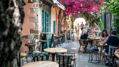 Η Γερμανία βγάζει εκτός των χωρών υψηλού κινδύνου την Ελλάδα - Εκτός της λίστας και η Κρήτη