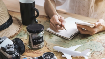 Πόσα θα ξοδέψουν στις διακοπές οι ταξιδιώτες με προϋπολογισμό