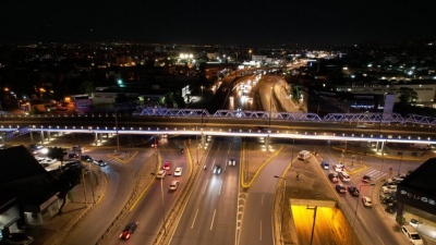 Αναβάθμιση φωτισμού και εργασίες καθαρισμού στη Γέφυρα της Λεωφ. Αθηνών - Πατούλης: Η Αττική αλλάζει ορατά
