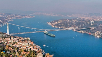 Τουρκία: Διακόπηκε η κίνηση των πλοίων στα στενά του Βοσπόρου λόγω ατυχήματος με δεξαμενόπλοιο