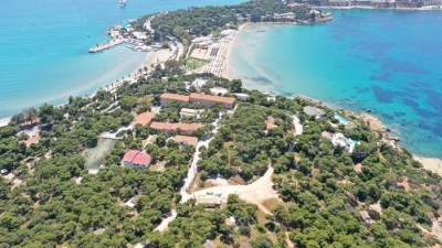 Μπαράζ εκκλησιαστικών ακινήτων βρίσκονται προς πώληση - Ποια ακίνητα αξιοποιούνται