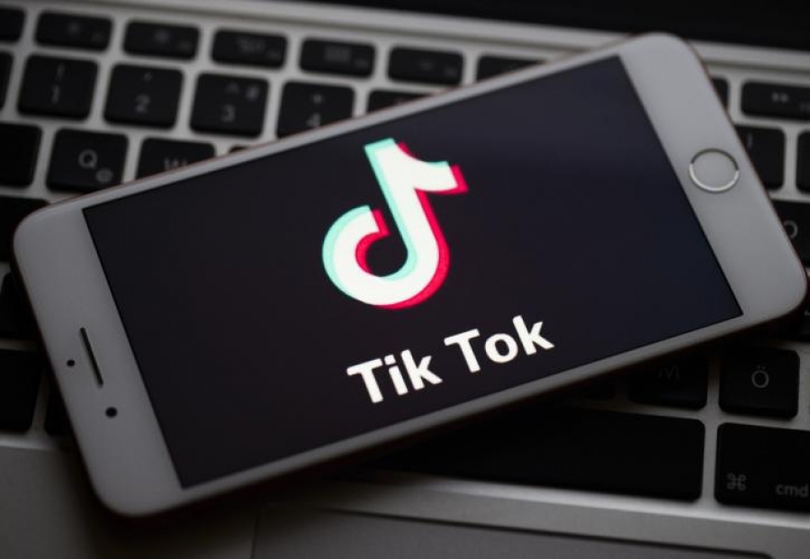 ΗΠΑ: Άρση του εμπάργκο στη χρήση των TikTok και WeChat από τον Biden