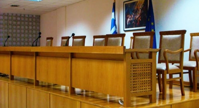 Παρέμβαση των δικαστών Φαϊτά, Σωτηριάδου, Μαρμαρίδη για την πυρκαγιά στο κτήριο του Διοικητικού Πρωτοδικείου Πειραιά