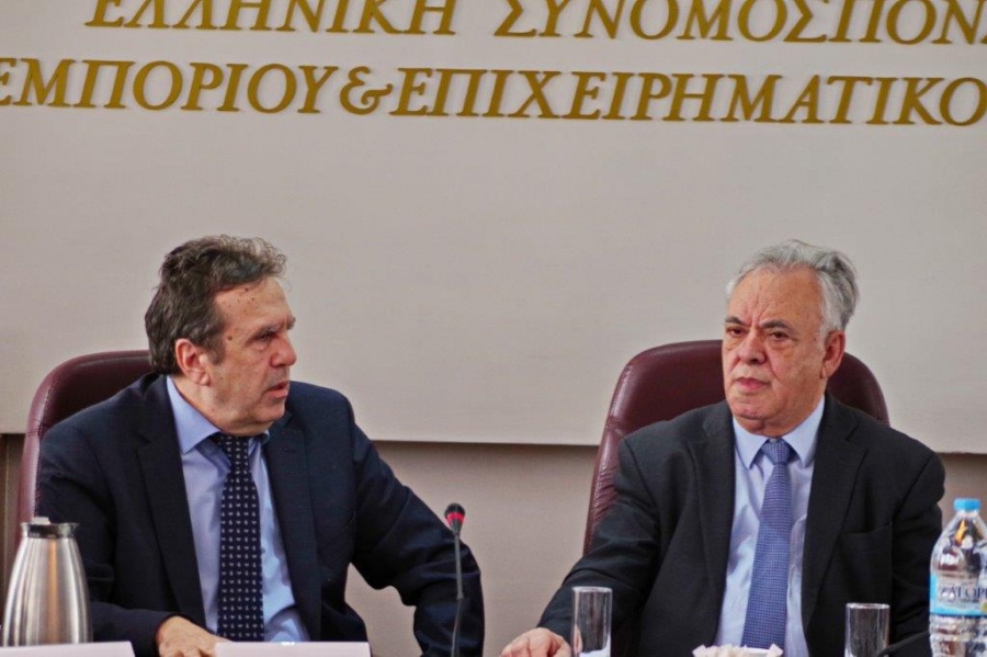 Δραγασάκης: Αποτελεί δέσμευση της κυβέρνησης η στήριξη της μικρομεσαίας επιχειρηματικότητας