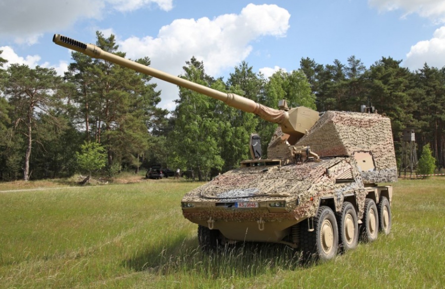 Κοινό αμυντικό project από Βρετανία και Γερμανία για την παραγωγή του κινητού πυροβόλου RCH 155