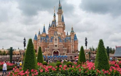 Η Walt Disney σχεδιάζει να ανοίξει ξανά τη Disneyland στη Σαγκάη στις 11 Μαΐου