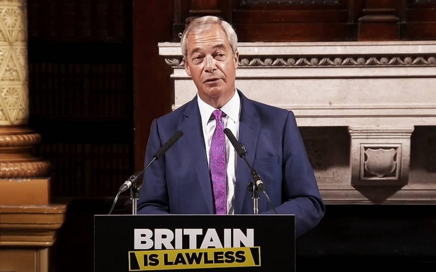 Βρετανία - Ο Farage σημαίνει συναγερμό για κοινωνική κατάρρευση και προτείνει μέτρα για επιστροφή του Νόμου και της Τάξης