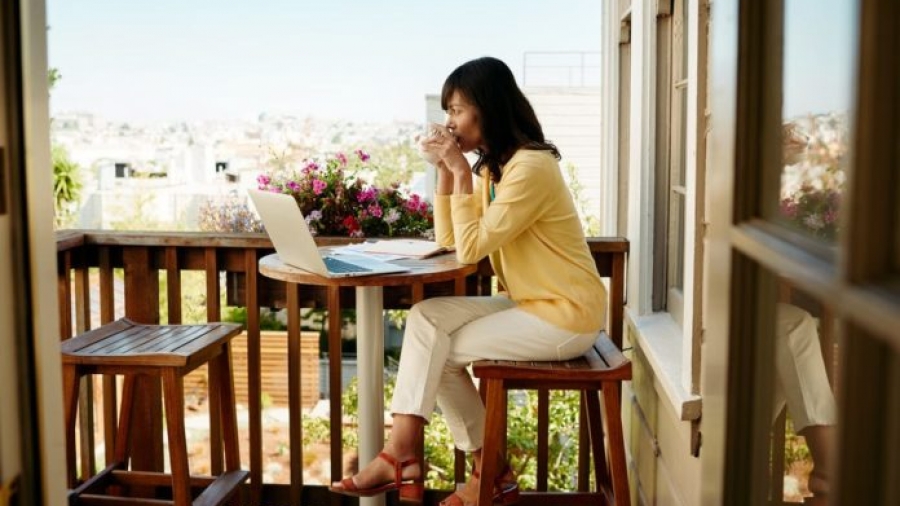 Η Airbnb αποκαλύπτει τους top προορισμούς για solo ταξίδια