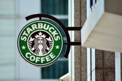 Σαρωτικό λουκέτο στη Starbucks: Εξαφανίζονται από τον χάρτη 250 καταστήματα... στον «αέρα» χιλιάδες θέσεις εργασίας