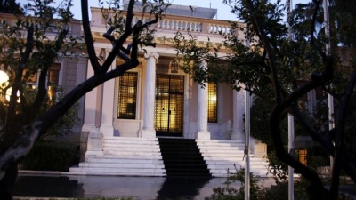 Σφοδρή επίθεση από το Γραφείο Τύπου πρωθυπουργού σε Μητσοτάκη για τα απορρήτα κονδύλια του ΥΠΕΞ