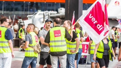 Γερμανία: Σε απεργία κατεβαίνει το προσωπικό ασφαλείας του αεροδρομίου του Βερολίνου, στις 13/3, για μισθολογικές διαφορές