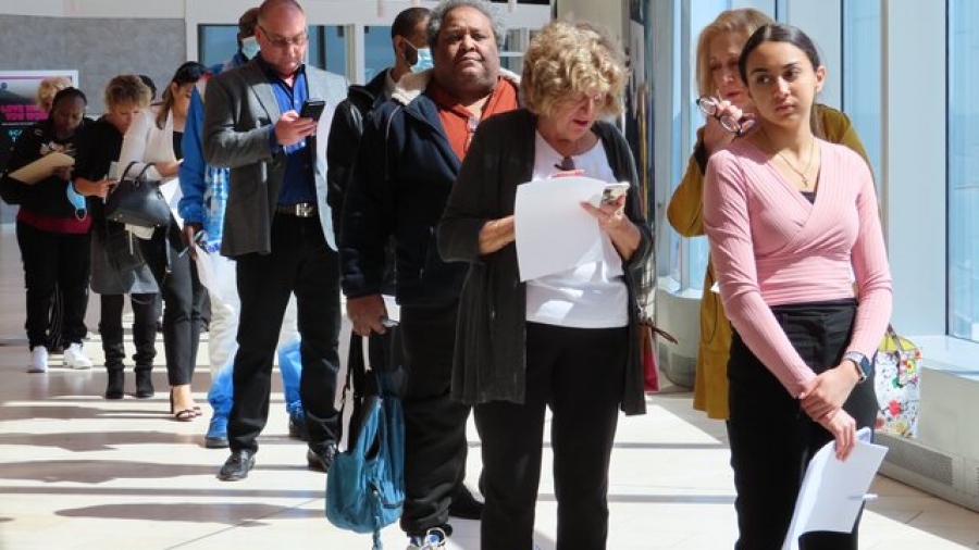 ΗΠΑ - Χαμηλό 4 εβδομάδων στις αιτήσεις για επιδόματα ανεργίας - Μείωση στις 228.000