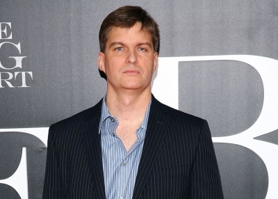 Ο Michael Burry, ο θρύλος του «μεγάλου σορταρίσματος» των subprimes... βλέπει φούσκες παντού και συνθήκες Βαϊμάρης