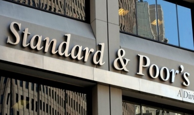 S&P: Υποβαθμίζονται αξιολογήσεις και προοπτικές για τις τράπεζες του Ισραήλ