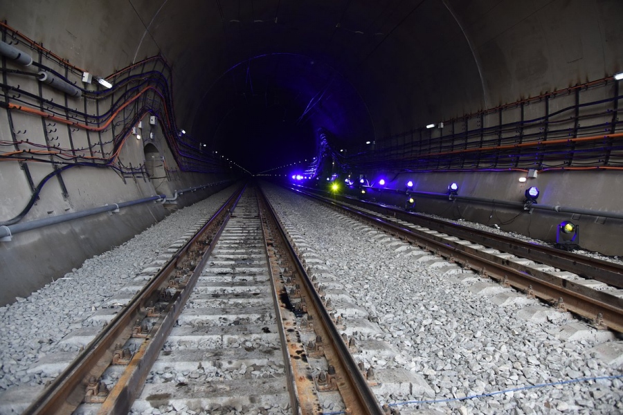 Οι Ρώσοι ξέρουν που παίρνουν τα δυτικά όπλα οι Ουκρανοί - Η σήραγγα Beskid, οι γέφυρες στον Δνείπερο - Γιατί δεν τα καταστρέφουν;