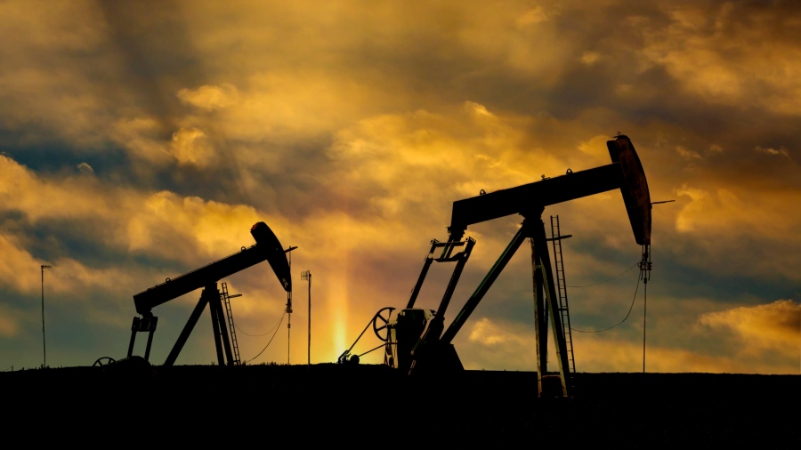 Ιστορικό σοκ στο πετρέλαιο - Εκτός αγοράς 10 εκατ. βαρέλια ημερησίως, χάνεται το 10% της παγκόσμιας προσφοράς