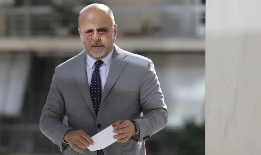 Καθημερινό φαινόμενο οι τσακωμοί στο Φάληρο -  Ο Αλαφούζος παραμένει υποστηρικτής της κυβέρνησης και αυτό είναι το μέγα λάθος του