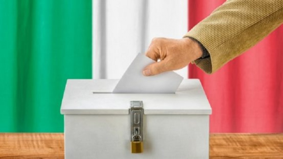 Iταλία: Αύριο (13/8) η Γερουσία αποφασίζει την ημερομηνία ψηφοφορίας για την πρόταση μομφής κατά της κυβέρνησης